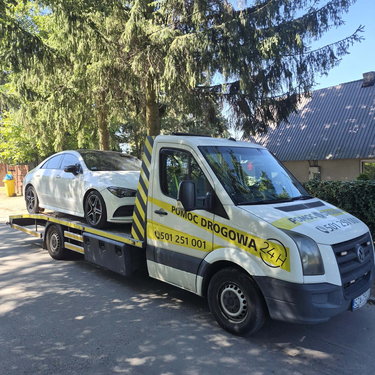 Autolaweta Pomoc Drogowa Łódź podczas transportu samochodu